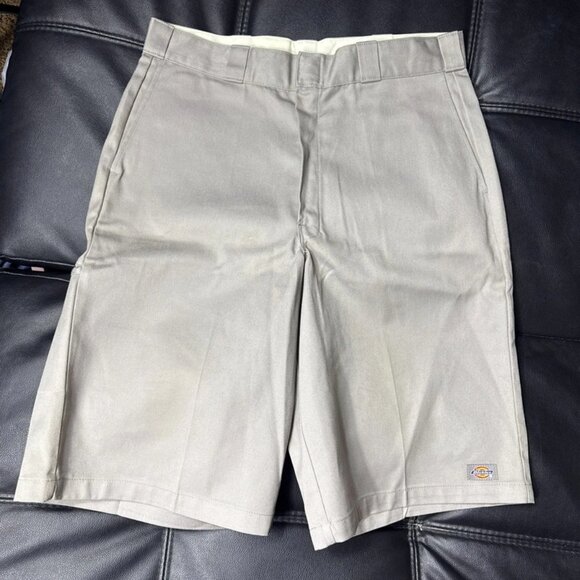 Dickies Men's Work Shorts Gray Regular Fit Flat Front Slash Pockets Waistband 36 - Picture 1 of 16